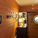 Peniche Mirage-chambre D'hotes 船屋 卡尔卡松