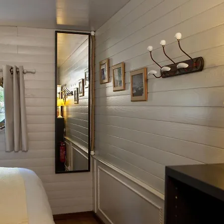 Peniche Mirage-chambre D'hotes Carcassonne